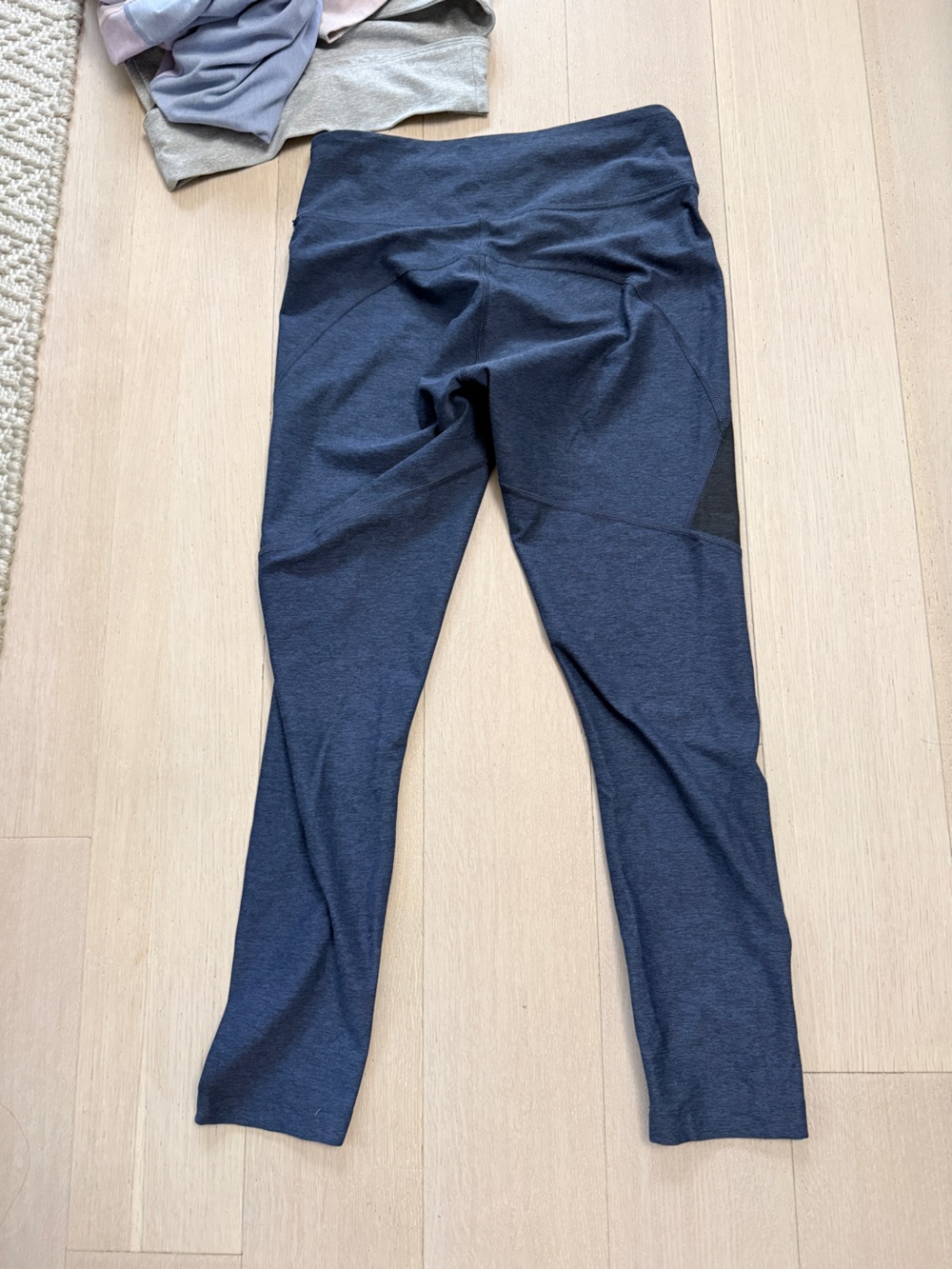 Outdoor Voices Bundle  - 2x Color blocked Leggings + 2x Cropped Tops (Size S) - Picture 12 of 12